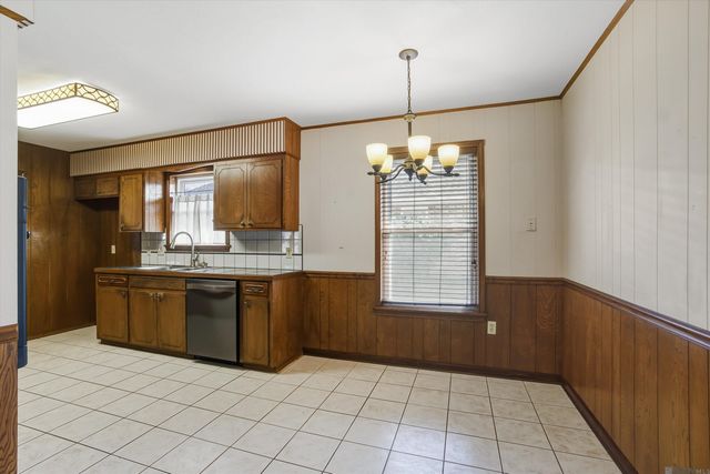 10339 Hillyard Ave, Baton Rouge, LA 70809