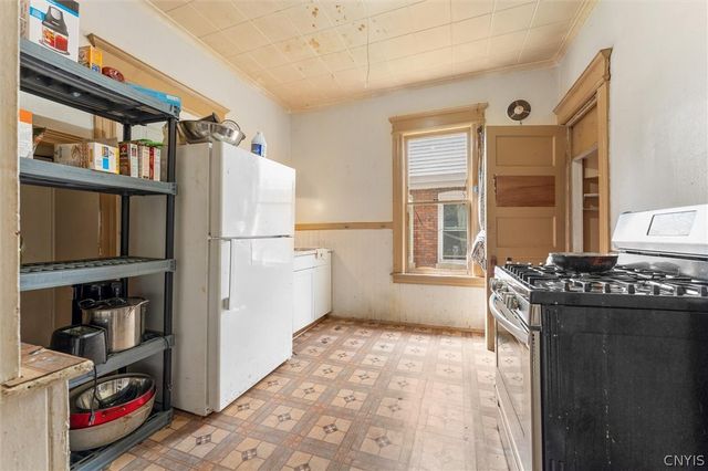 411 Craddock Street, Syracuse, NY 13207