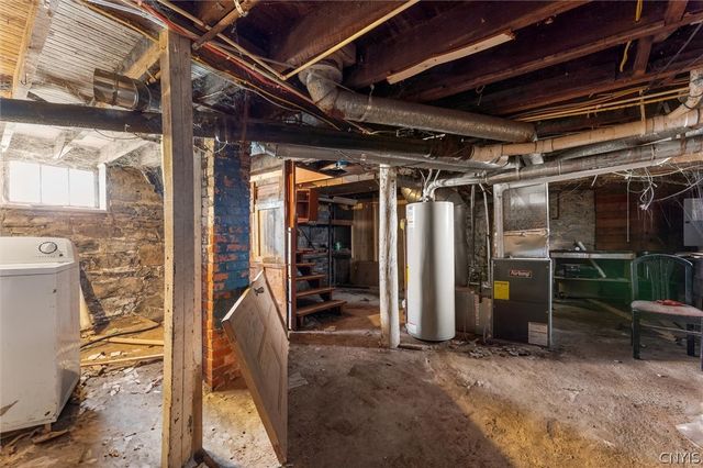 411 Craddock Street, Syracuse, NY 13207