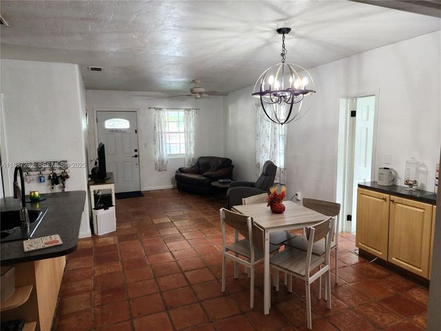 3521 E 8th Avenue, Hialeah, FL 33013