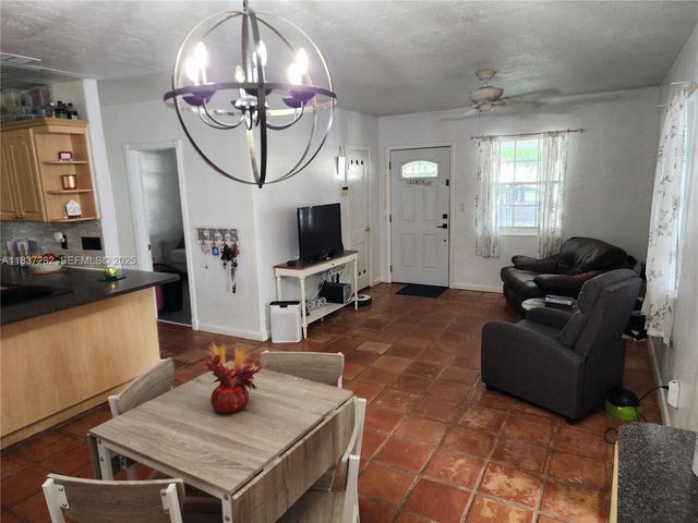 3521 E 8th Avenue, Hialeah, FL 33013