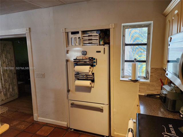 3521 E 8th Avenue, Hialeah, FL 33013