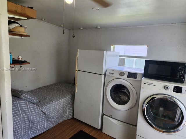 3521 E 8th Avenue, Hialeah, FL 33013