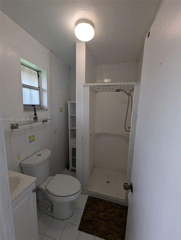 3521 E 8th Avenue, Hialeah, FL 33013