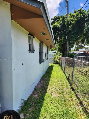 3521 E 8th Avenue, Hialeah, FL 33013