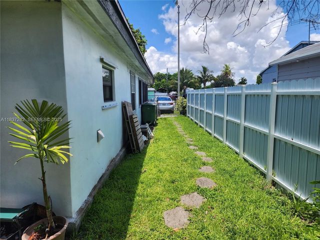 3521 E 8th Avenue, Hialeah, FL 33013