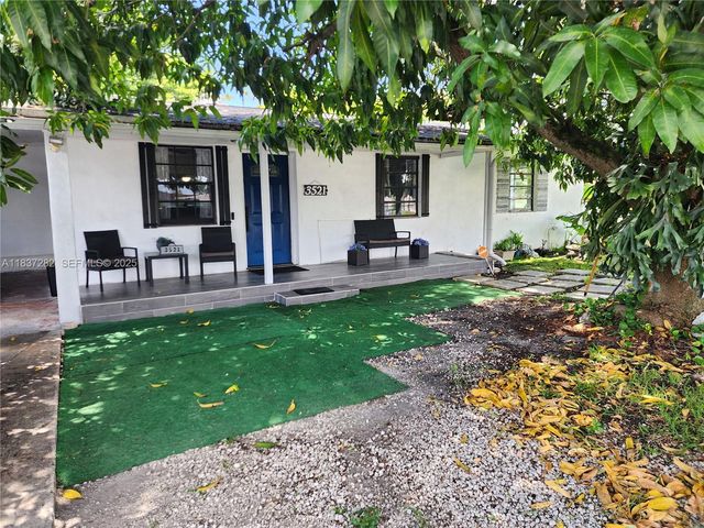 3521 E 8th Avenue, Hialeah, FL 33013