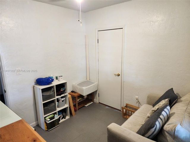 3521 E 8th Avenue, Hialeah, FL 33013