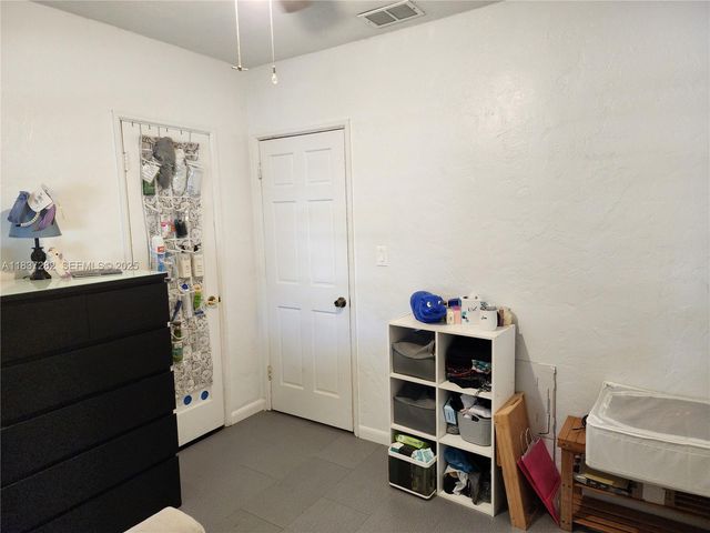 3521 E 8th Avenue, Hialeah, FL 33013