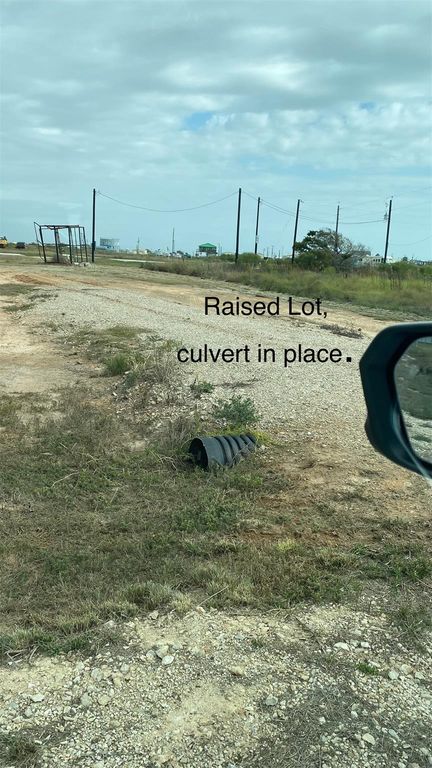 000 Shore Street Street, Sargent, TX 77414