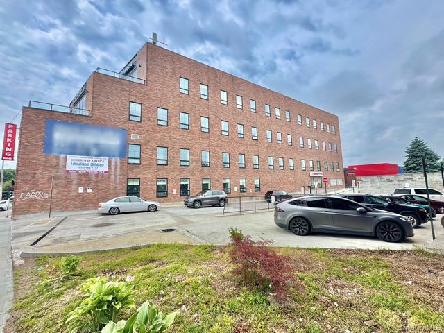 25177 Jericho Turnpike, Bellerose, NY 11426