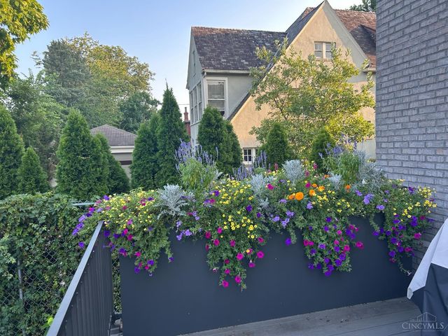 2734 Cleinview Avenue, Cincinnati, OH 45206