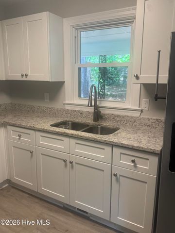 1105 Brownview Drive, Rocky Mount, NC 27801