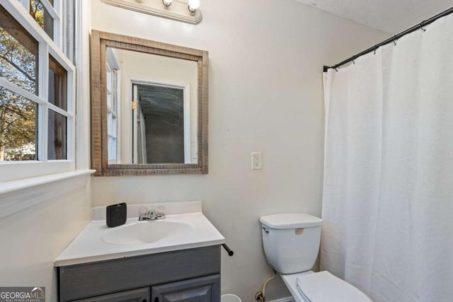 84 Oak Court, Dallas, GA 30157