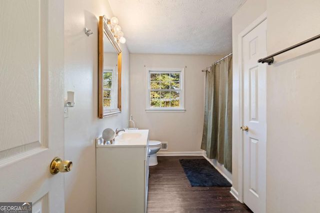 84 Oak Court, Dallas, GA 30157