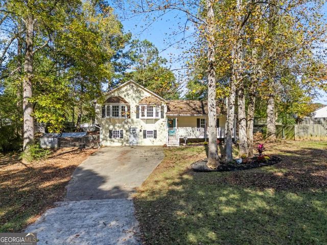 84 Oak Court, Dallas, GA 30157