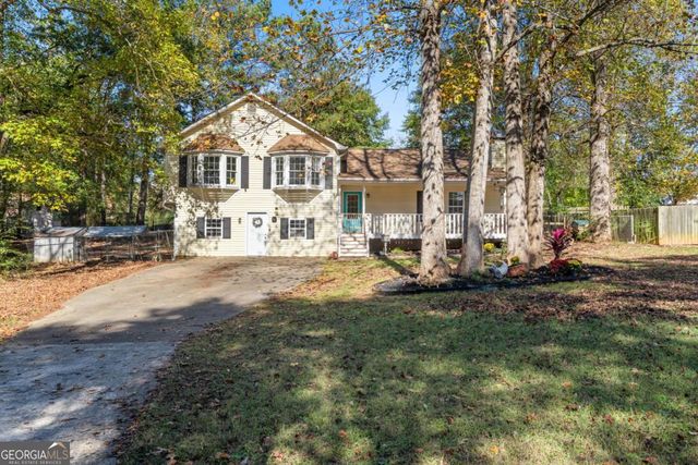 84 Oak Court, Dallas, GA 30157