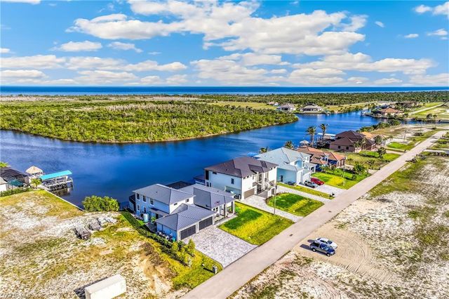 3419 NW 46th PL, Cape Coral, FL 33993
