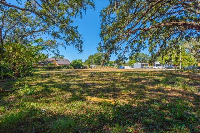 DELEUIL AVE, Tampa, FL 33610