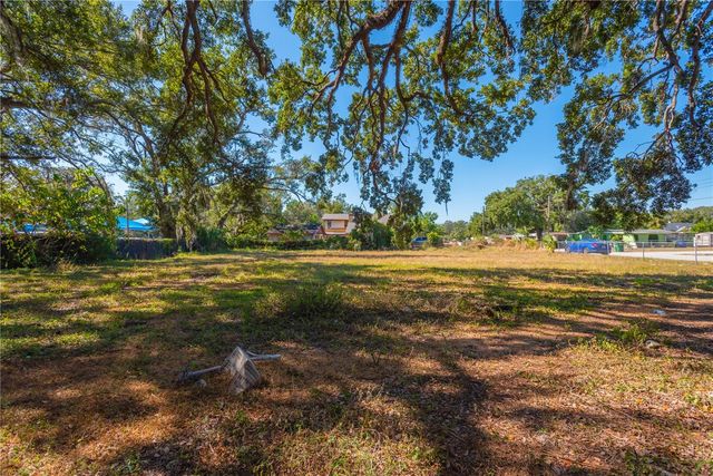 DELEUIL AVE, Tampa, FL 33610