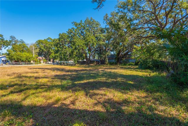 DELEUIL AVE, Tampa, FL 33610