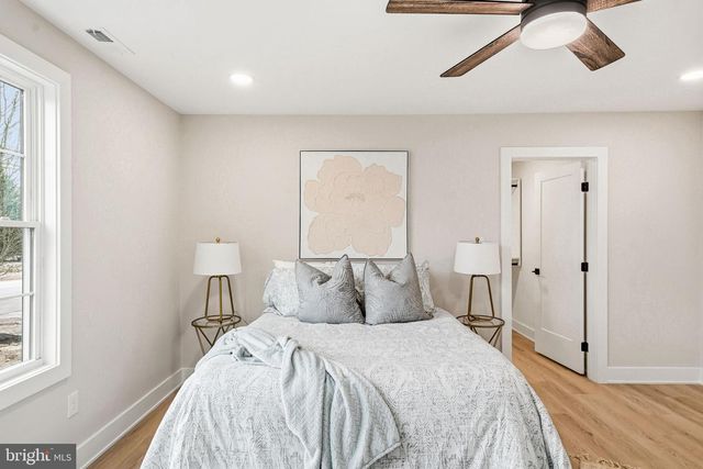 437 PENNINGTON AVE, Waterford Works, NJ 08089