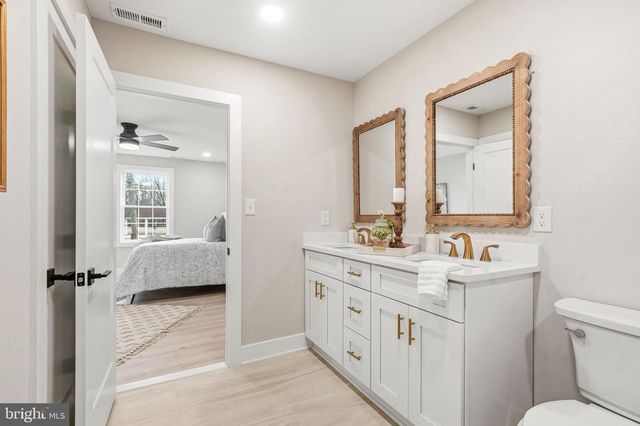 437 PENNINGTON AVE, Waterford Works, NJ 08089