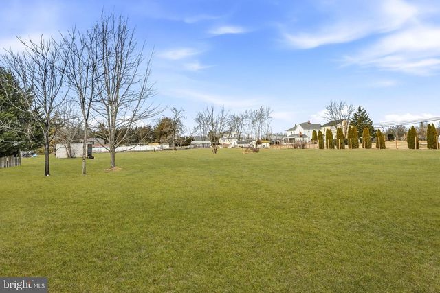 437 PENNINGTON AVE, Waterford Works, NJ 08089