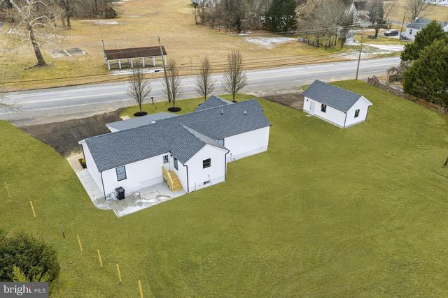 437 PENNINGTON AVE, Waterford Works, NJ 08089