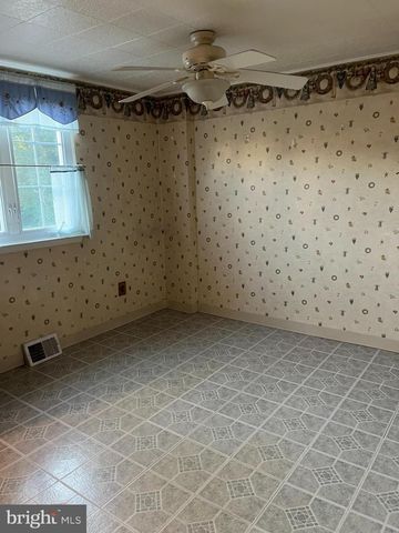 4417 CROSLAND RD, Philadelphia, PA 19154