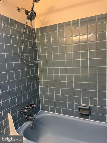 4417 CROSLAND RD, Philadelphia, PA 19154