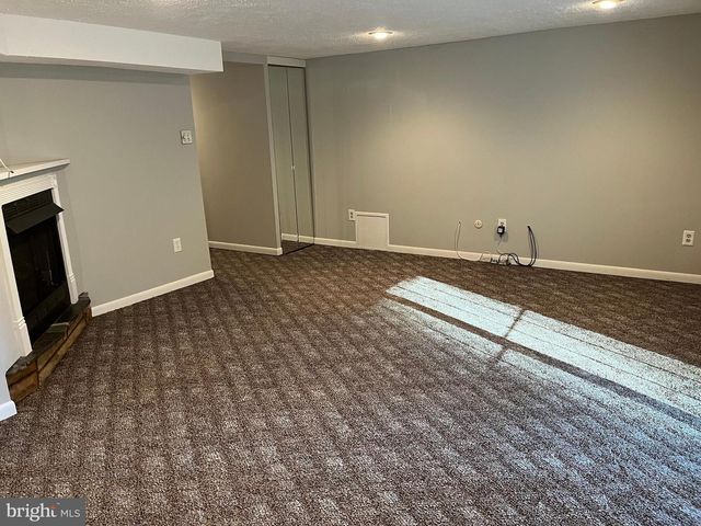 4417 CROSLAND RD, Philadelphia, PA 19154