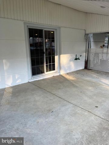 4417 CROSLAND RD, Philadelphia, PA 19154