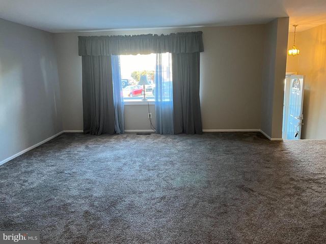 4417 CROSLAND RD, Philadelphia, PA 19154