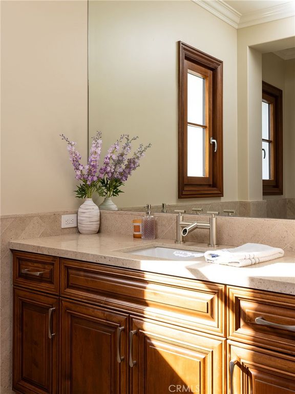 Image 39 of property listing at 31902 Apuesto Way, Coto De Caza, CA 92679