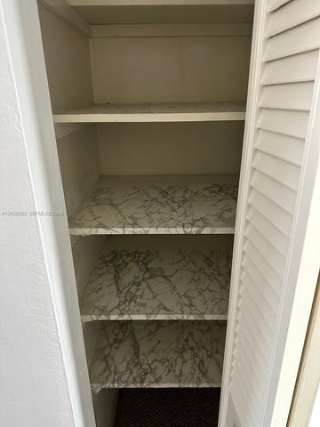 7205 W 3rd Avenue, Hialeah, FL 33014