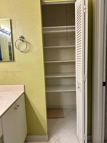 7205 W 3rd Avenue, Hialeah, FL 33014