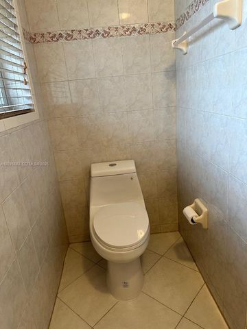 7205 W 3rd Avenue, Hialeah, FL 33014