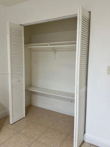 7205 W 3rd Avenue, Hialeah, FL 33014