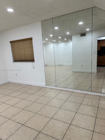 7205 W 3rd Avenue, Hialeah, FL 33014