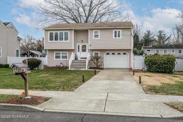 96 Cooper Boulevard, Red Bank, NJ 07701