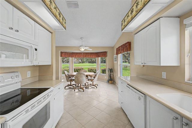 8018 SUGARBUSH DRIVE, Spring Hill, FL 34606