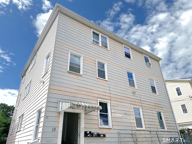 13 Bartlett Street 2nd Floor, New Britain, CT 06051