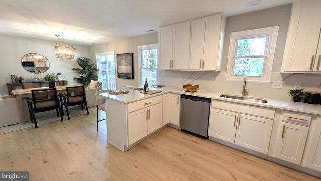 1533 MAYFIELD RD, Edgewater, MD 21037