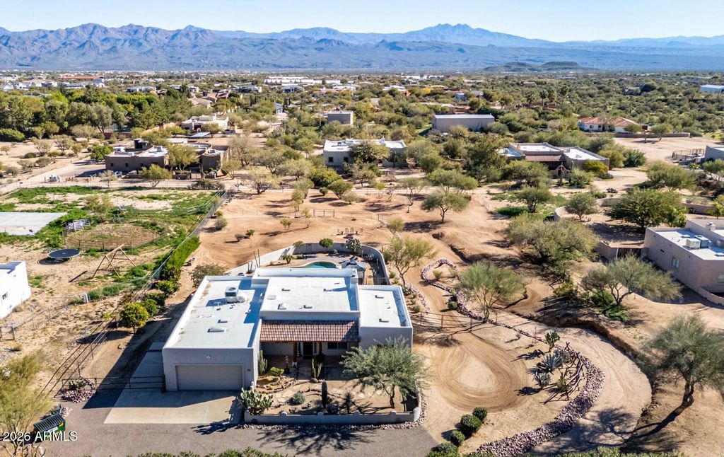 Image 40 of property listing at 27909 N 154th Street, Scottsdale, AZ 85262