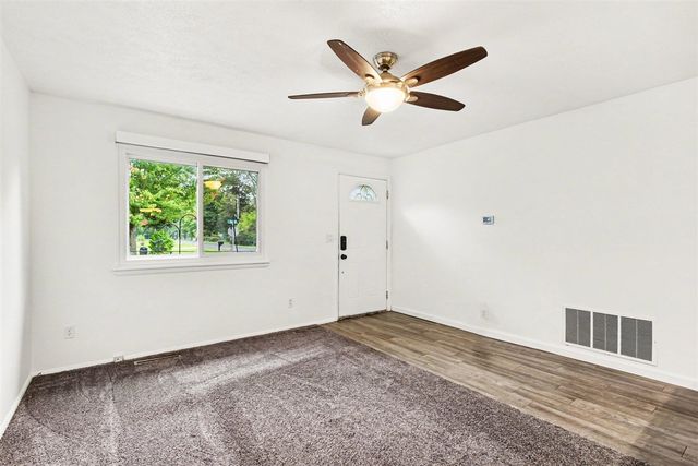293 Oak Street, Battle Creek, MI 49037
