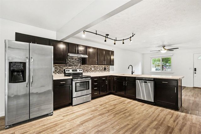 293 Oak Street, Battle Creek, MI 49037