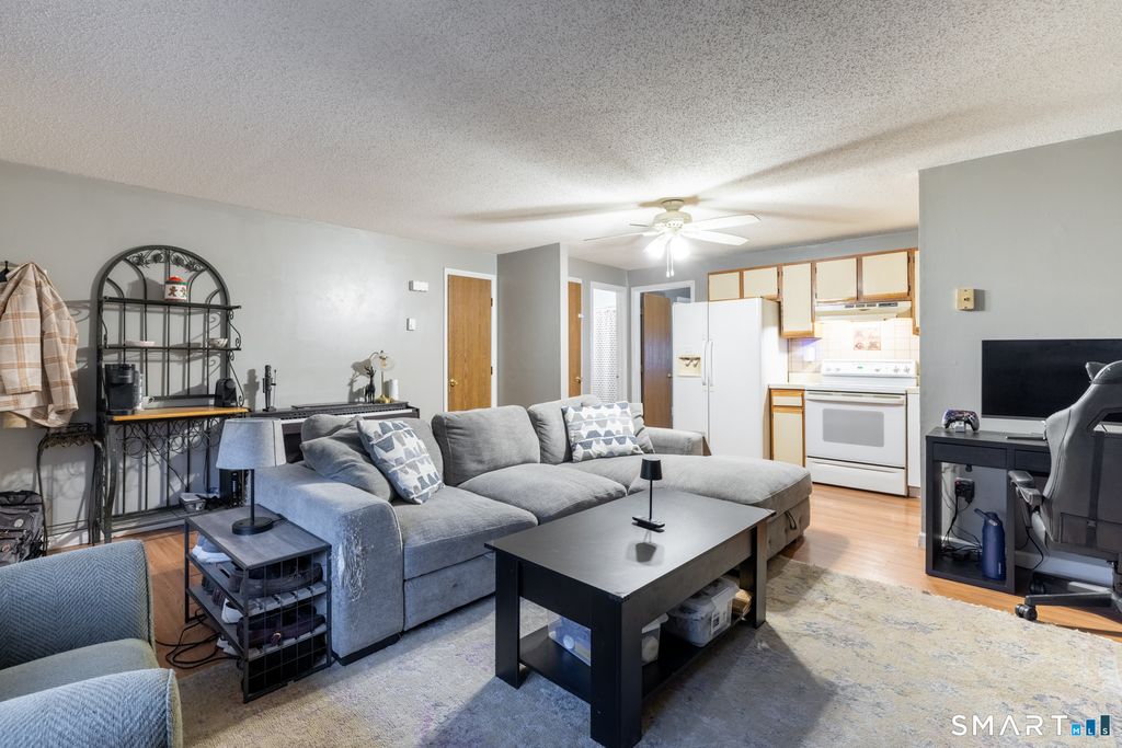 114 Bucks Hill Road 5, Waterbury, CT 06704