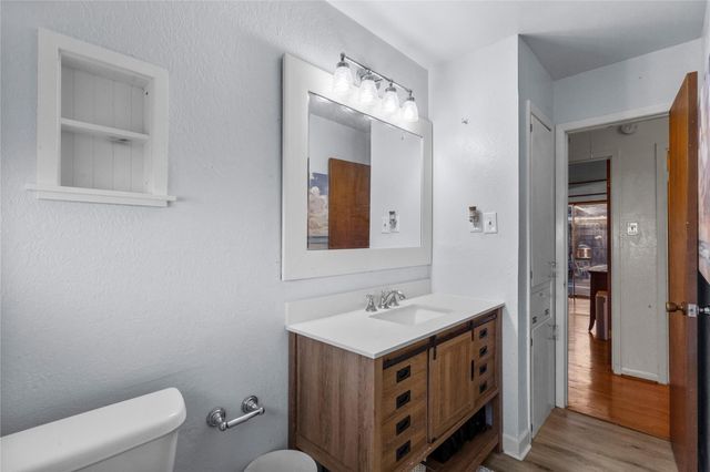 2118 22nd Avenue N, Texas City, TX 77590