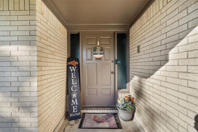 2118 22nd Avenue N, Texas City, TX 77590